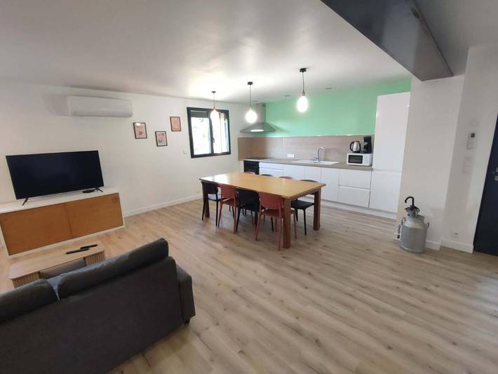 Appartement de vacances pour 4 personnes, avec vue et piscine