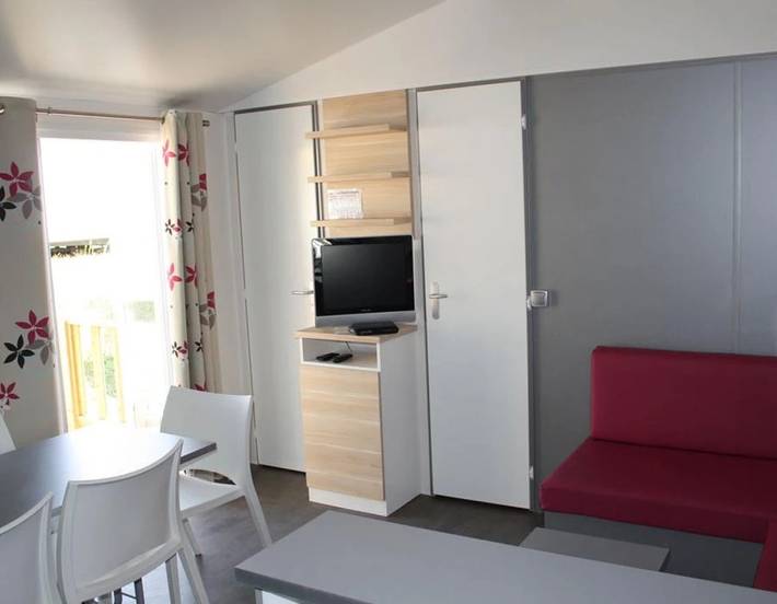 Camping pour 6 personnes, avec bassin pour enfant à Saint-Cyprien - 4