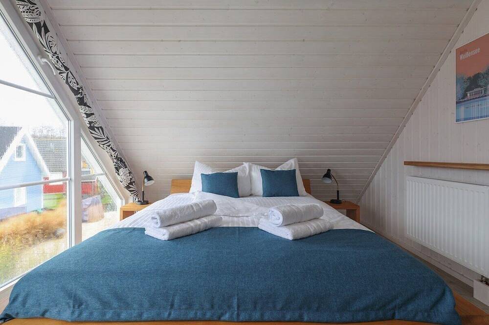 Ganze Wohnung, Modernes Haus - Kamin, Sauna - 6 Personen in Zerpenschleuse, Wandlitz