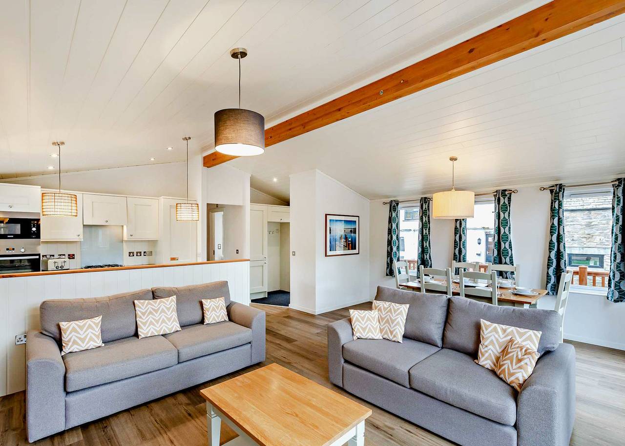 Deluxe Lodge with parking, ensuite & decking in Camber Sands, Camber