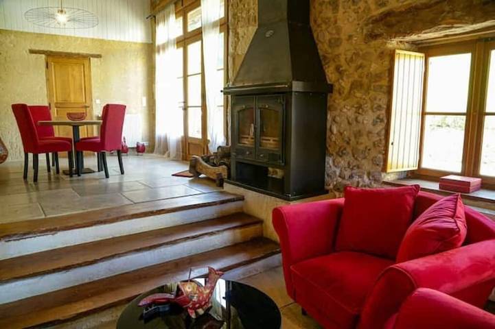 Location de vacances pour 4 personnes à Salon (Dordogne)