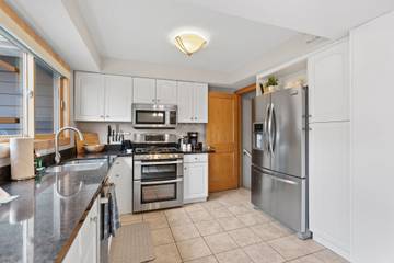 Vacation Rental for 6 Guests in Minneapolis, Twin Cities, Picture 4