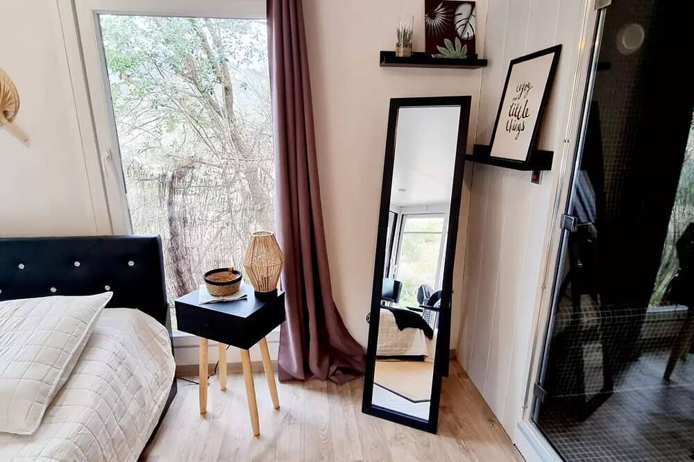 L'Escale - private Jacuzzi loft and hammam in Villelaure, Regionaler Naturpark Luberon