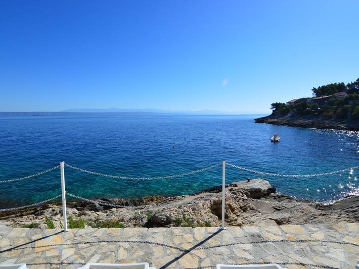 Ferienwohnung für 4 Personen, mit Balkon und Terrasse sowie Garten auf Korcula