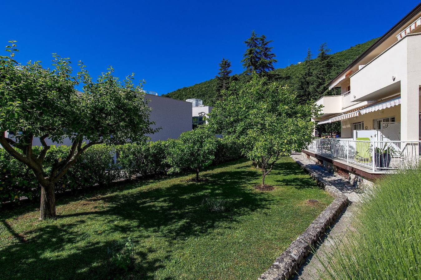Geheel vakantieappartement, Holiday apartment for four people, with use of two terraces in Moscenicka Draga, Opatija Riviera