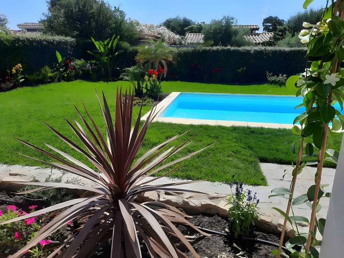 Villa Bua con piscina privata, Wi-Fi e aria condizionata in Costa Rei, Muravera
