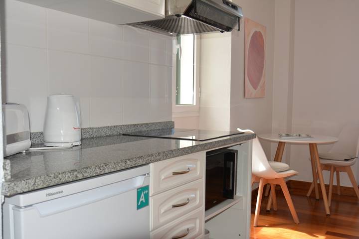 Appartamento intero, Appartamento vacanze per 2 persone con terrazza in Lazareto, Funchal (Santa Maria Maior)