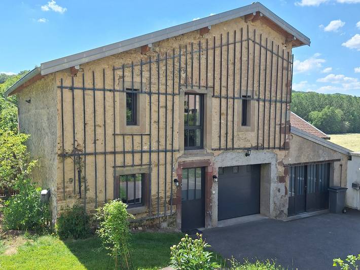 Location de vacances pour 4 personnes, avec jardin, animaux acceptés dans Ville-sur-Illon