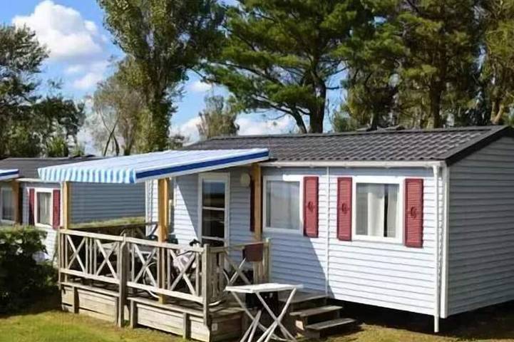 Mobil home pour 5 personnes dans Plage de Lestrevet
