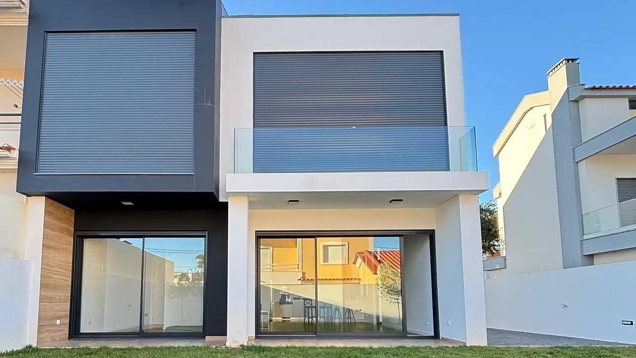 Casa de vacaciones para 6 personas con jardín in São Domingos de Rana, Costa de Lisboa