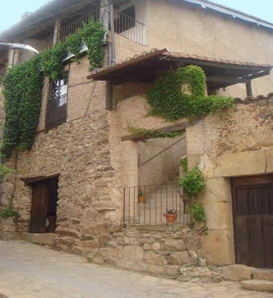 Casa rural con piscina para 8 personas, con Balcón y Terraza además de Piscina y Vistas en Provincia de Salamanca - 2