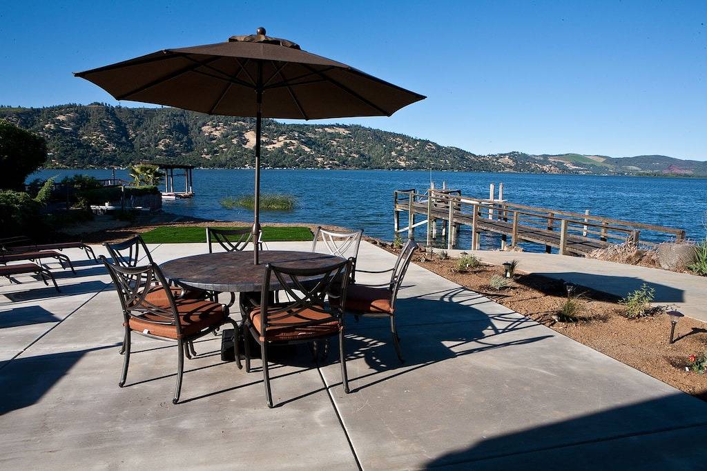 Haus am See direkt am Wasser in Paradise Cove # 1 In Bewertungen umgebaut in California North Coast