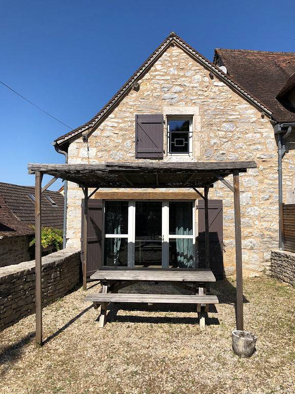 Gîte pour 4 personnes, avec terrasse à Salvagnac-Cajarc