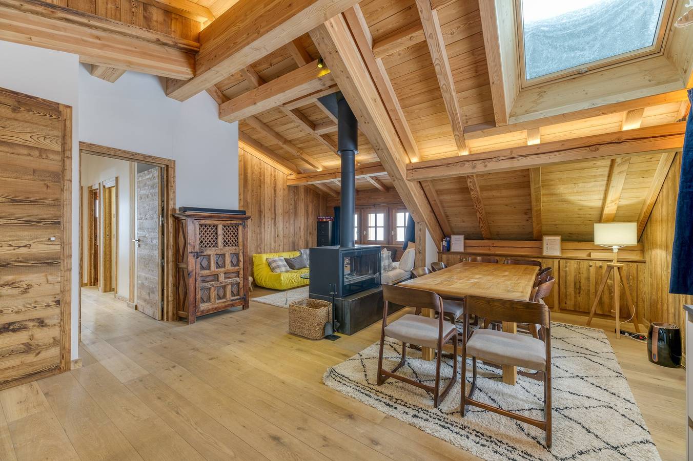Ganze Wohnung, Appartement 'Magnifique Appartement Le Taillefer' mit Bergblick, Balkon, Ski-in/Ski-out in Villard-Reculas, Nationalpark Écrins
