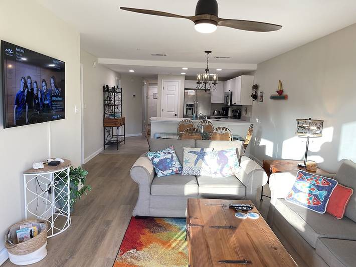 Vacation rental for 7 people, with balcony and pool in Miramar Beach