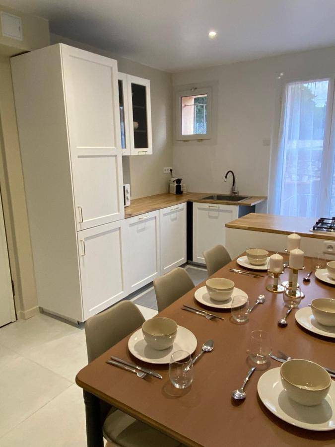 Gîte pour 6 personnes, avec vue et terrasse à Port-de-Bouc - 4