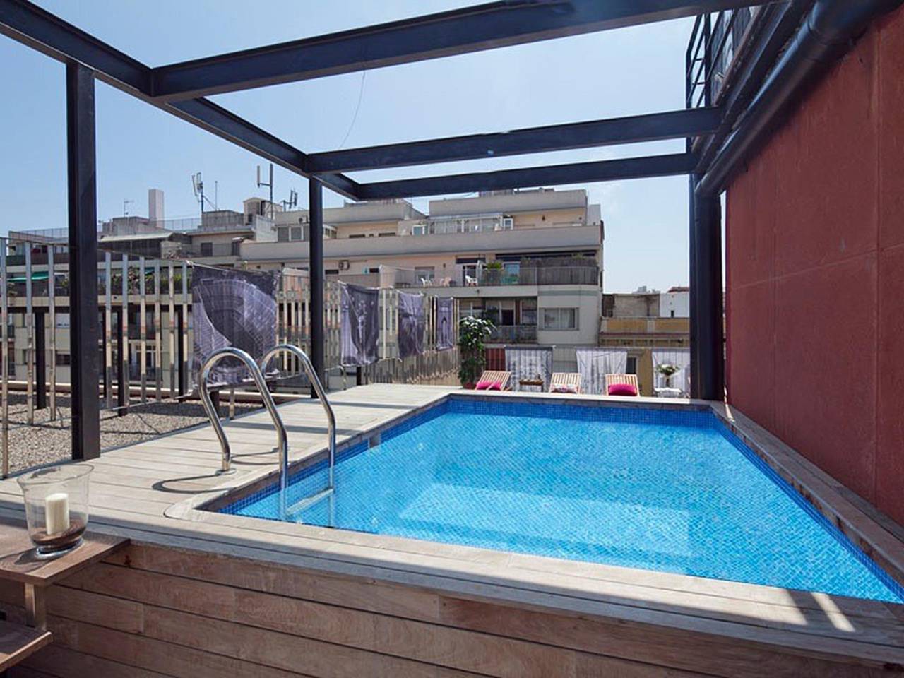 Geheel vakantieappartement, Vakantieappartement voor 8 personen met balkon in Barcelona Centre, Barcelona