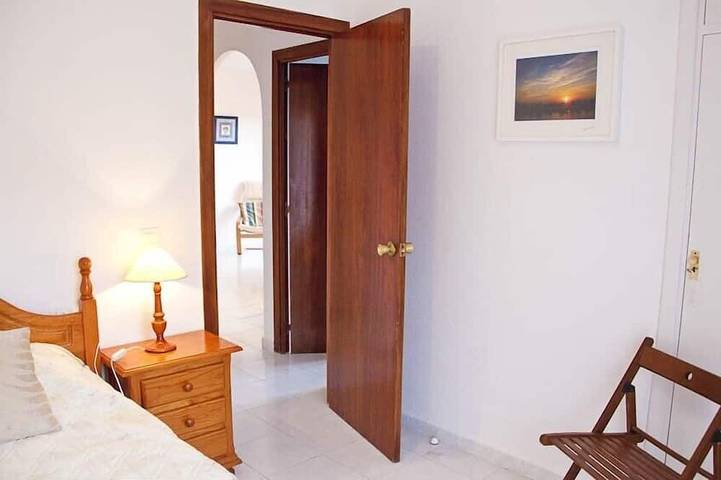 Appartement entier, Grand et lumineux, 1 appartement avec grande piscine niché au milieu de jardins in Urbanizacion Calahonda, Mijas