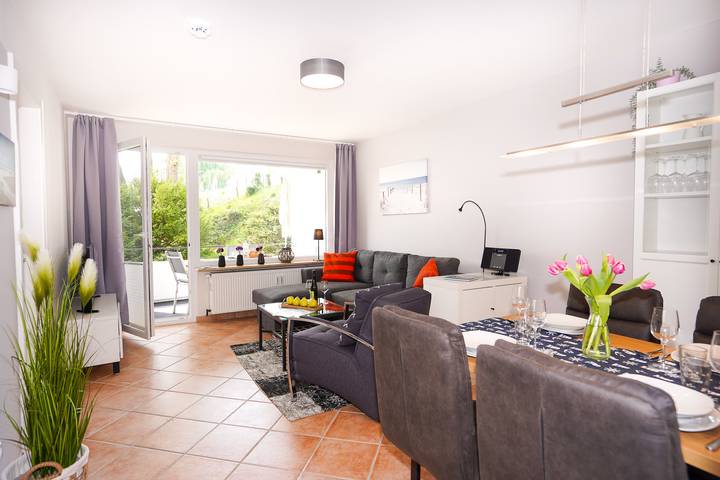 Ferienwohnung für 4 Personen, mit Balkon und Seeblick - 1