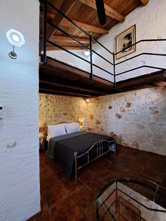 Tsivouli Accommodation in Lithakia, Laganas