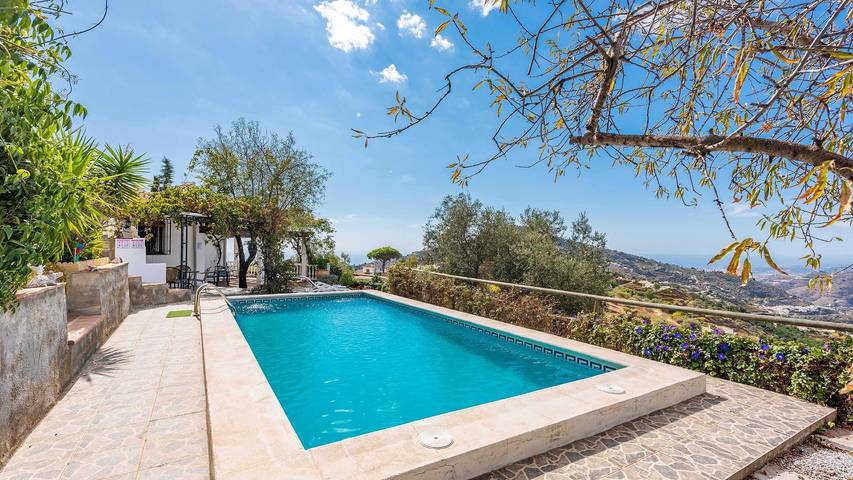 Chalet para 4 personas, con piscina y balcón/terraza, Se admiten mascotas - 1