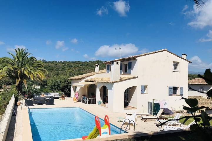 Villa pour 10 personnes, avec jardin et balcon à Biot