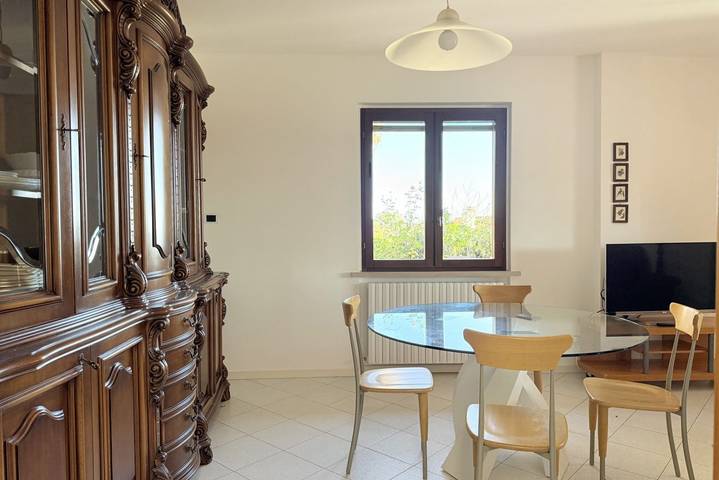 Appartement entier, Appartement de vacances pour 4 personnes avec balcon/terrasse in Sirolo, Riviera del Conero