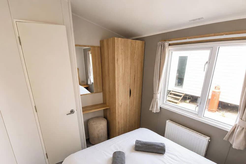 Mkrj Luxury – Parkdean Camber Sands – Sleeps 8 - Pet Friendly in Camber Sands, Camber
