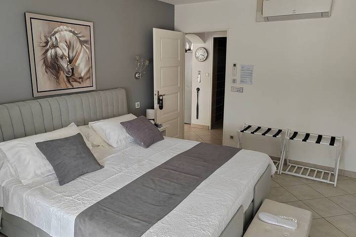 Location de vacances pour 4 personnes, avec jardin ainsi que terrasse et jacuzzi à Saint-Germain-du-Seudre - 4