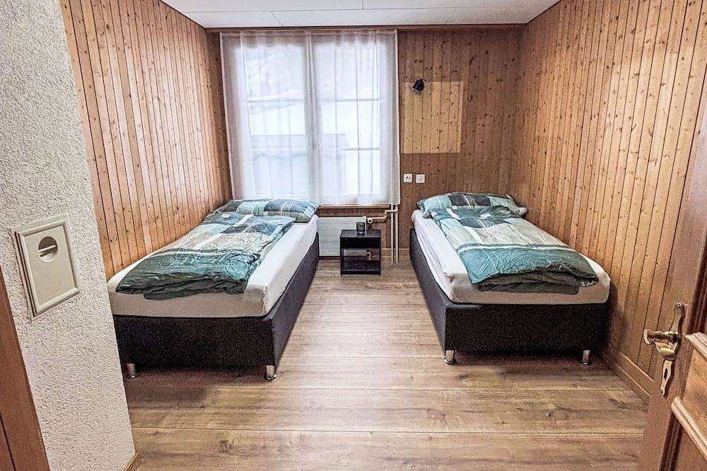 Ganze Wohnung, Gemütliche Ferienwohnung in ruhiger Lage in Ebnat-Kappel, Zürich Voralpen