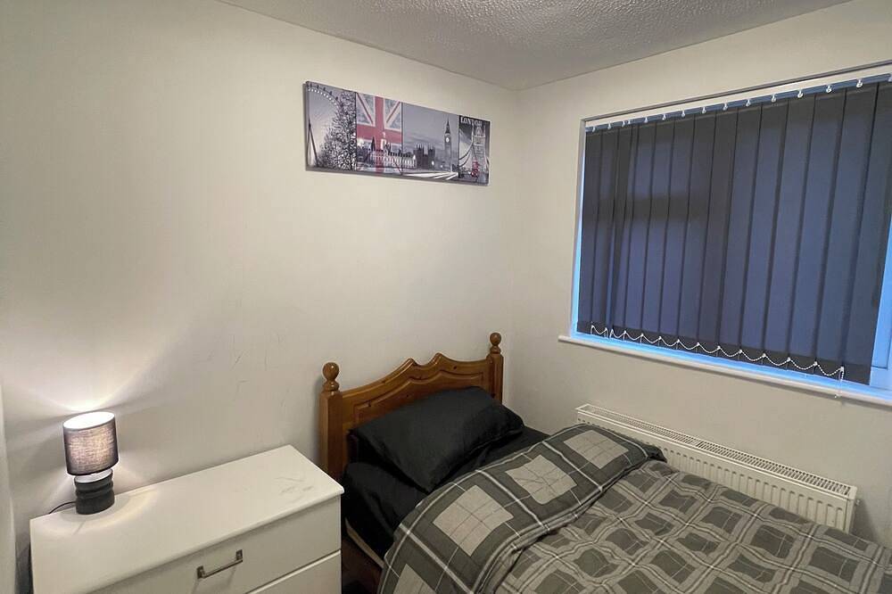 3 - Bedroom House in Bletchley| Ready for Contractors & Guests |Milton Keynes in Milton Keynes, Südostengland