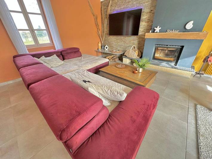 Location de vacances pour 9 personnes, avec vue et jardin à Chaunay - 2
