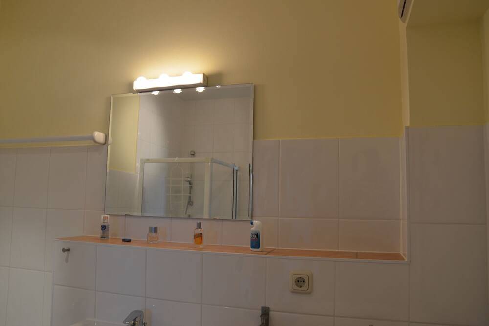 Ganze Wohnung, Helle, familienfreundliche Wohnung in Strandnähe in Barendorf, Dassow