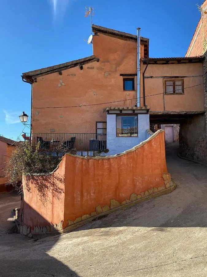 Casa de vacaciones para 10 personas, con jardín además de piscina y vistas - 1