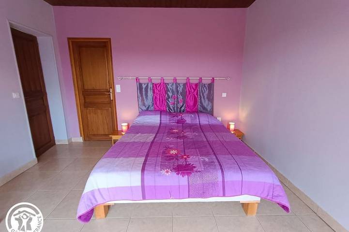 Location de vacances pour 8 personnes, avec jardin à Thégra - 2