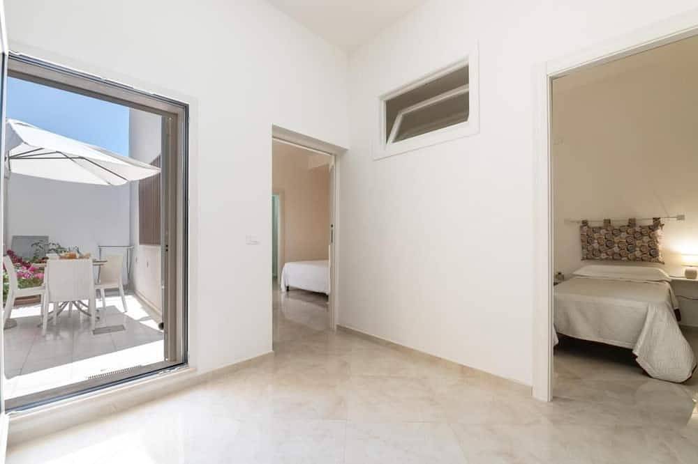 House Sunshine and Joy 10 minutes from the sea in San Vito dei Normanni, Salento