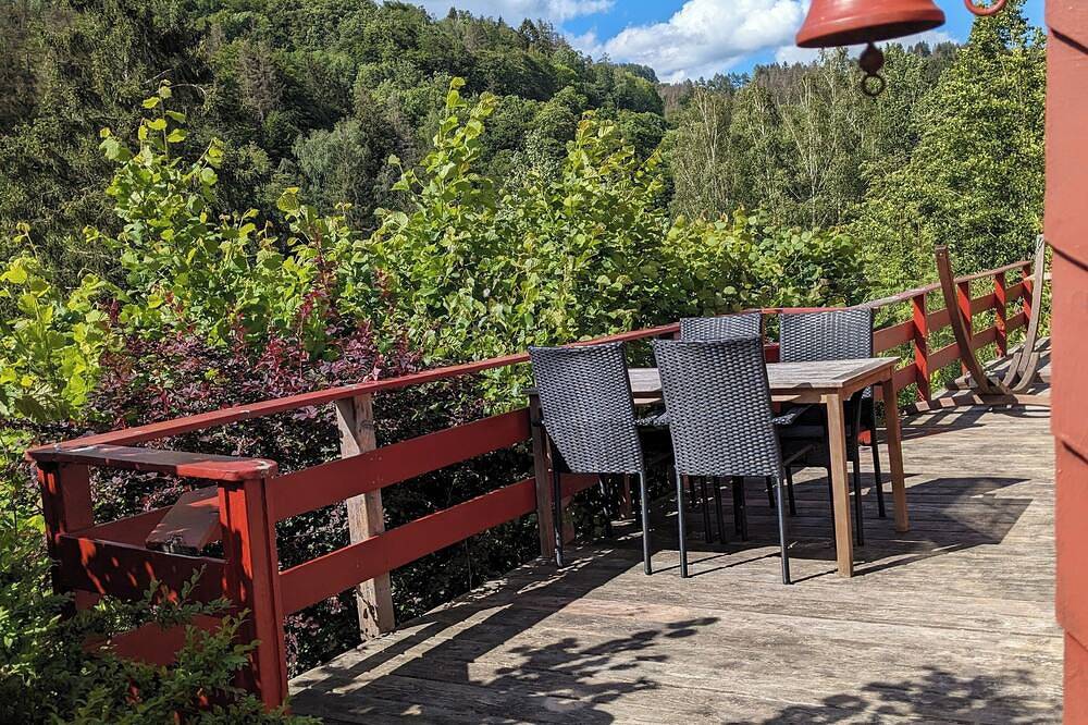 Ferienhaus mit Außensauna im Thüringer Wald in Schleusegrund, Hildburghausen und Umgebung