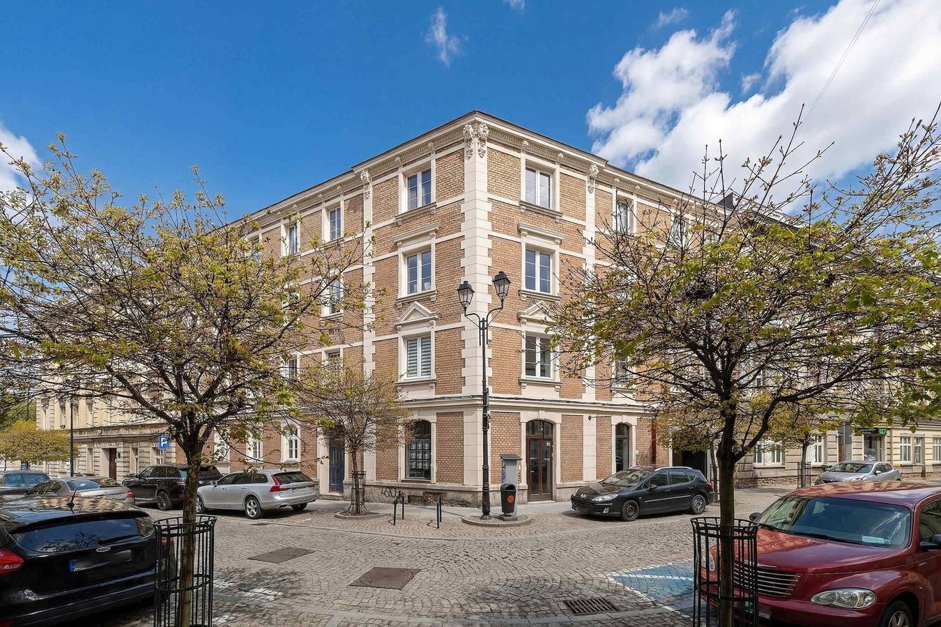 Ganze Wohnung, Cozy Apartment with Atmospheric Interior   Pet Friendly in Kattowitz, Schlesien