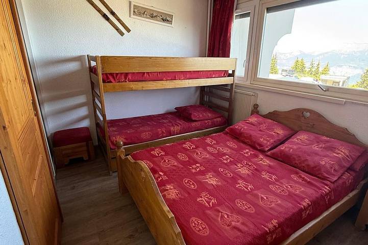 Gîte pour 5 personnes dans Office De Tourisme Des Sept Laux - 2