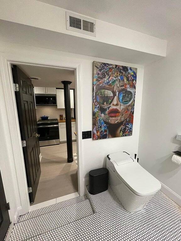 Ganze Wohnung, Romantic Retreat, Hot Tub, Firepit in Syracuse, Onondaga County