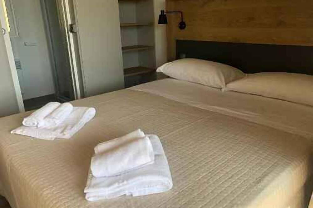 Mobilehome mit Terrasse und Garten in Lazise, Gardasee-Berge