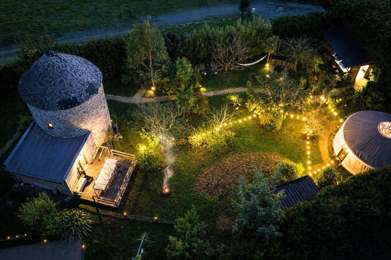 Nomaya mill & yurt in the heart of nature in La Gouesnière, Région de Saint-Malo