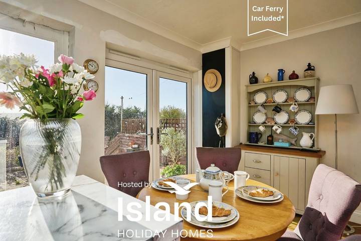 Holiday apartment for 7 people, with garden, with pets on the Isle of Wight