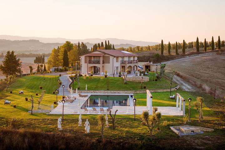Villa für 12 Personen, mit Pool