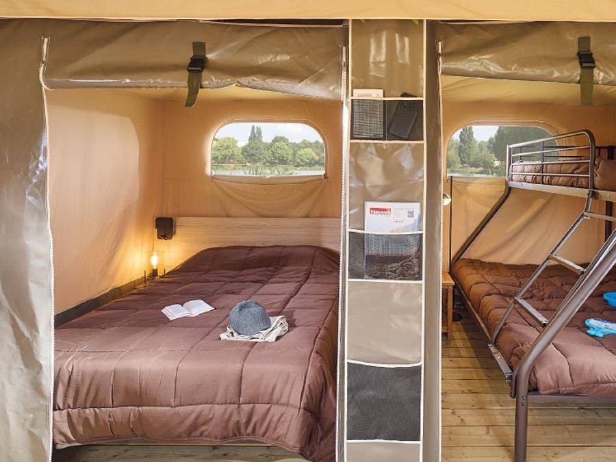 Camping le Cottet Saint-Appolinard - Tente 4 personnes - Tente équipée - 2 chambres in Saint-Appolinard, Parc Naturel Régional du Pilat