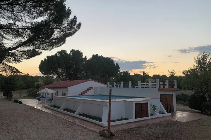Chalet für 7 Personen, mit Garten und Pool - 1