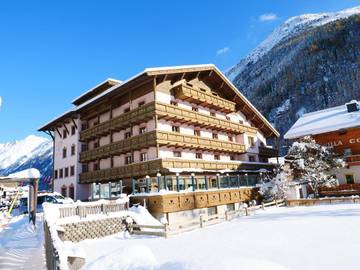 Hotel für 3 Personen, mit Sauna und Ausblick sowie Garten, mit Haustier in Sölden (Österreich)