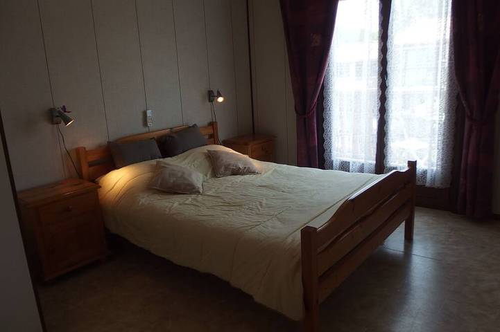 Last-minute, very comfortable, air-conditioned house in a complex with swimming pools, near the sea in Portiragnes Plage, Portiragnes