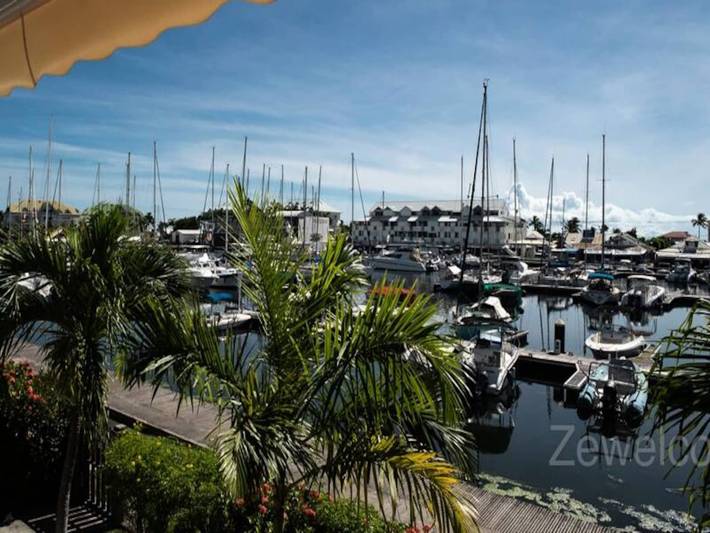 Gîte pour 4 personnes, avec balcon dans Port De Saint Francois - 2