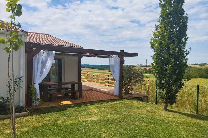 Maison de vacances pour 5 personnes, avec piscine ainsi que jardin et terrasse